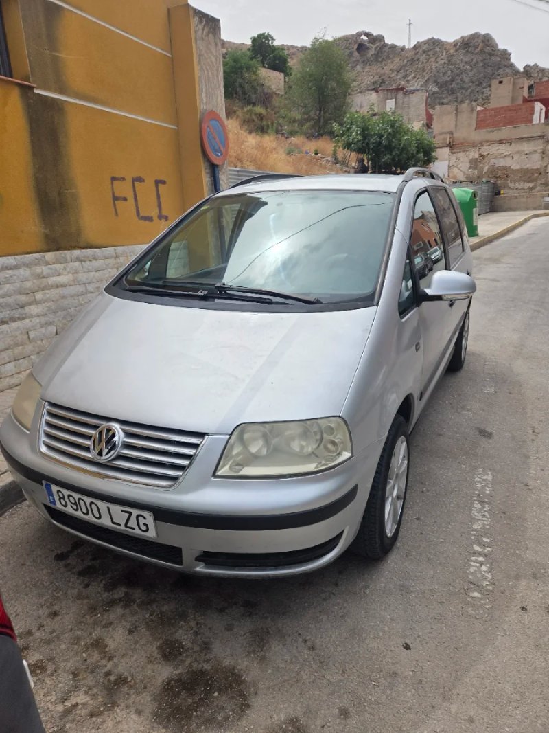 Volkswagen Sharan 2006 - foto 1