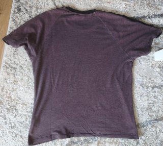 Camiseta adidas