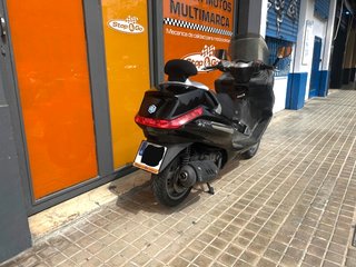 Piaggio X-EVO 125 Negro