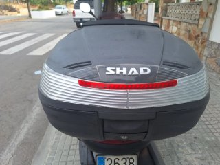 Suzuki Burgman 200 Executive Negra