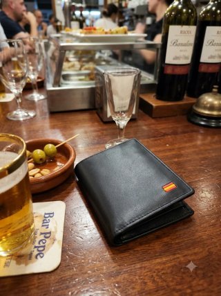 Cartera de piel Ubrique negra