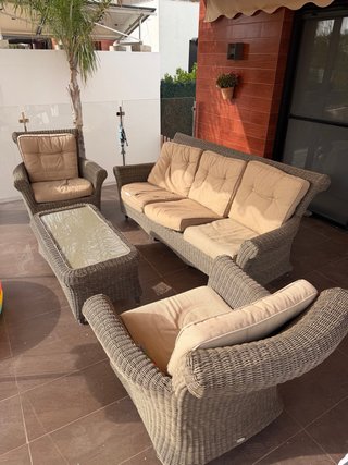 Conjunto Sofá, Sillones y Mesa Terraza