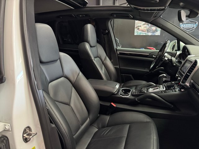 Porsche Cayenne 2016