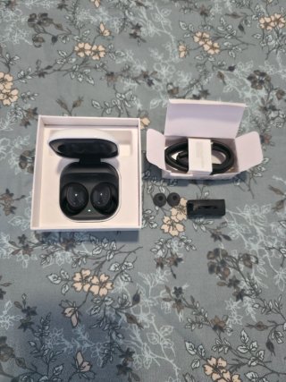 Samsung Galaxy S22 256GB + Galaxy Watch + Buds