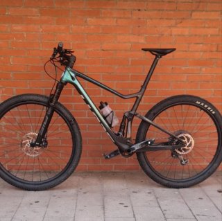 Bicicleta Montagna 29 Scott