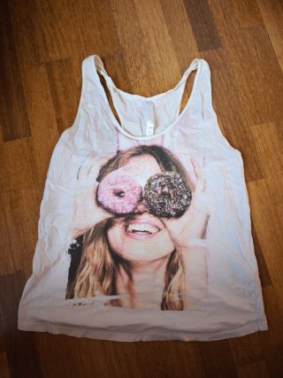 Camiseta tirantes mujer con donuts