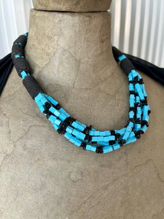 Collana Pietra Lavica e Pasta Turchese
