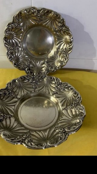 OPOR. 2 ALPACA PLATEADA.9€ Bandejas plato bonitos