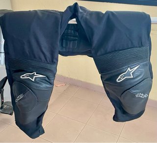 Chaqueta Moto Alpinestars 2 Piezas + guantes.