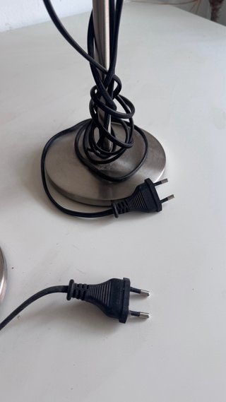 Lámparas de mesita Ikea (2 unidades).