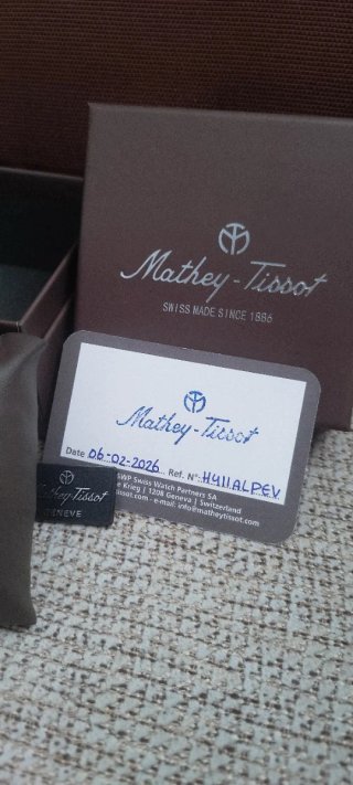 Reloj Suizo Mathey-Tissot Urban Moon NUEVO