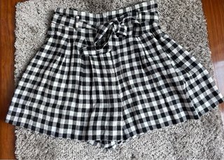 Conjunto Zara Camiseta Volantes y Shorts Vichy M