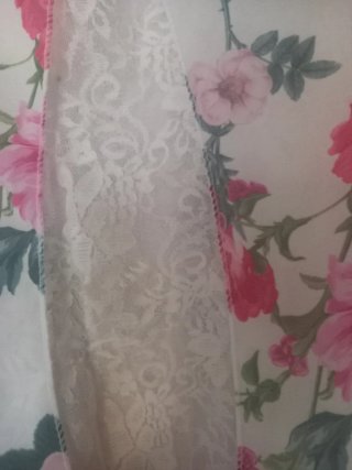 Camisa de flores rosa y verde