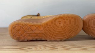 Nike Air Force 1 High Marrón
