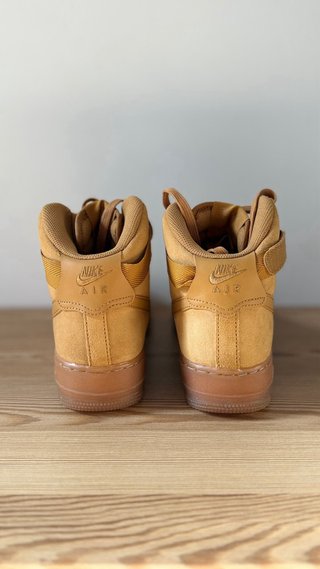 Nike Air Force 1 High Marrón