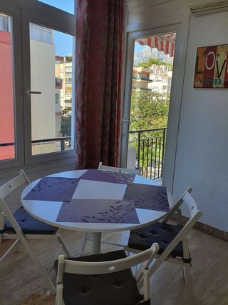 Piso en venta en Playa de la Fontanilla en Marbella