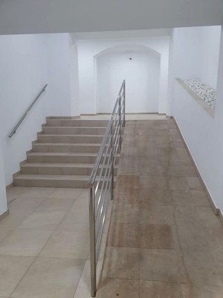 Piso en venta en Playa de la Fontanilla en Marbella