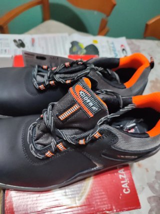 Zapatos de Seguridad Talla 45 Nuevos