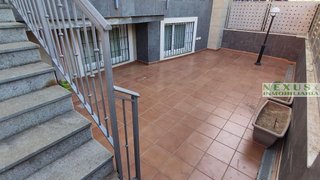 Casa adosada en alquiler en Mejostilla en Cáceres