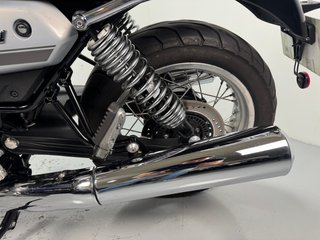 Moto Guzzi V7 Special 2023