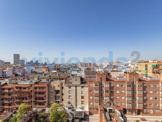 Ático en venta en Castillejos en Madrid