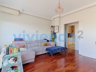 Ático en venta en Castillejos en Madrid