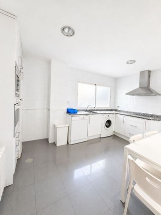 Piso en alquiler en Bellas Vistas en Madrid