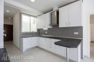 Ático en alquiler en Universidad - Malasaña en Madrid