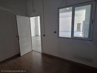 Local comercial en alquiler en Centre en Hospitalet de Llobregat, L´