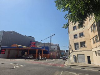 Local comercial en alquiler en Centre en Hospitalet de Llobregat, L´