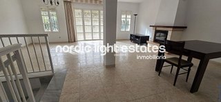 Casa adosada en venta en Camino Viejo de Málaga en Vélez-Málaga
