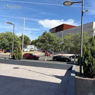 Local comercial en venta en El Barral Ferial en Coslada
