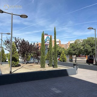 Local comercial en venta en El Barral Ferial en Coslada
