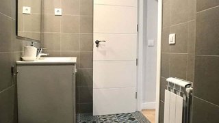 Piso en alquiler en Ambroz en Madrid