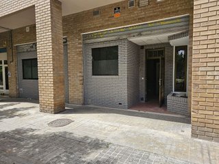 Local comercial en alquiler en Ciutat de les Arts i les Ciències en Valencia