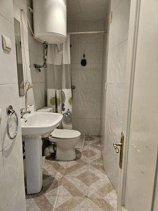 Local comercial en alquiler en Ciutat de les Arts i les Ciències en Valencia