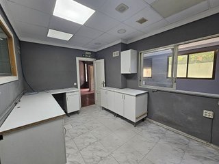 Local comercial en alquiler en Ciutat de les Arts i les Ciències en Valencia