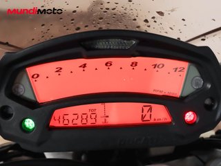 DUCATI MONSTER 696