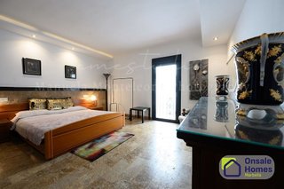 Piso en venta en Puerto Banús en Marbella
