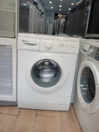 Nevera Electrolux y Lavadora Balay