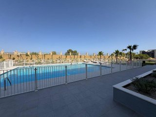 Piso en alquiler en Paus - Poligono San Blas en Alicante