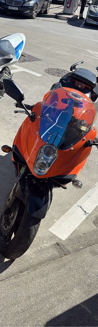Hyosung gt650ri 2011
