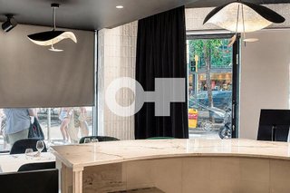 Local comercial en alquiler en La Dreta de l'Eixample en Barcelona