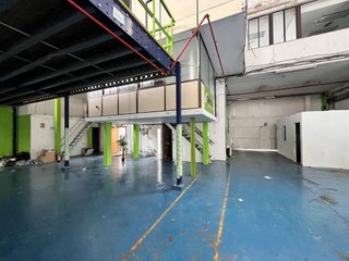 Nave industrial en alquiler en Centre en Hospitalet de Llobregat, L´