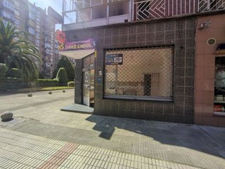 Local comercial en alquiler en Pumarín en Gijón
