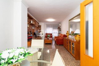 Piso en venta en El Grau en Valencia