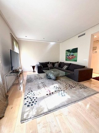 Piso en alquiler en Recoletos en Madrid