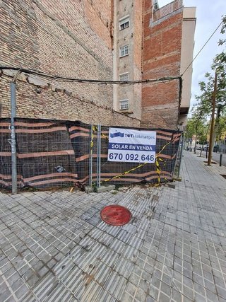Solar en venta en La Florida en Hospitalet de Llobregat, L´