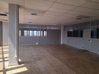 Oficina en alquiler en Centre en Hospitalet de Llobregat, L´