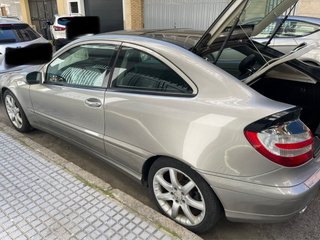 Coche Mercedes-Benz Clase C 2006